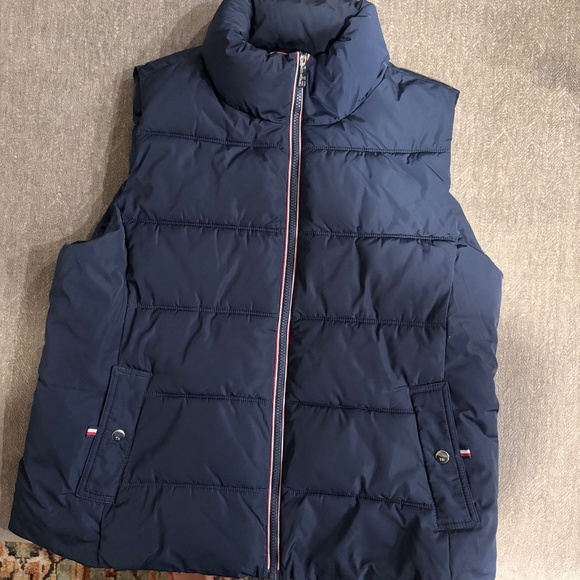 Tommy Hilfiger Puffer Vest – Navy Blue (Size XL) - Picture 1 of 4